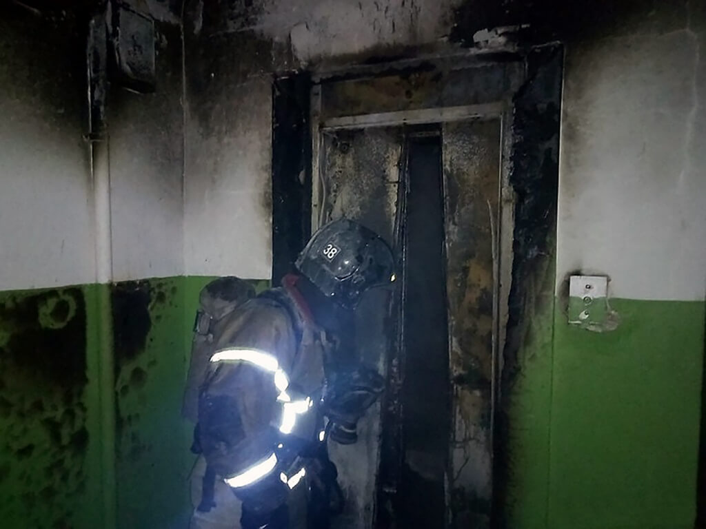 Пожар в кабине лифта - 1.jpg